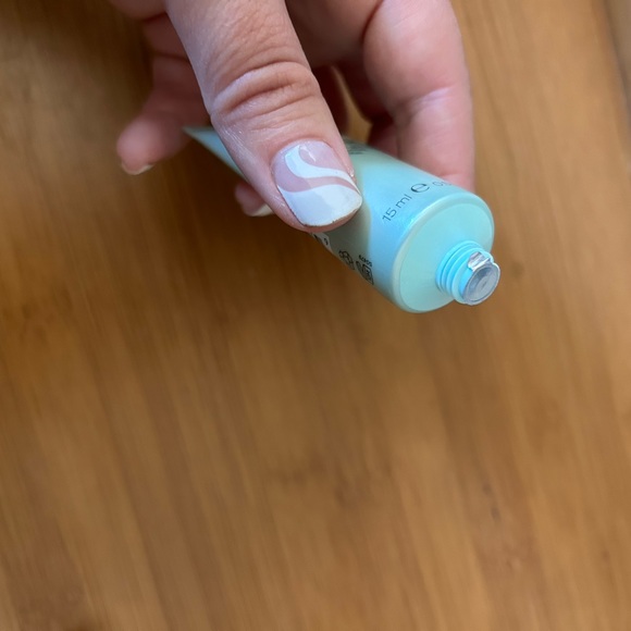 Bundle of variety of travel size skincare products and Ipsy bag - Picture 7 of 10